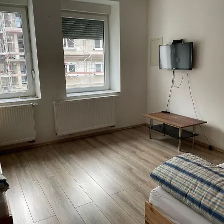 Monteur-apartment Am Bahnhof * Muhlheim am Main